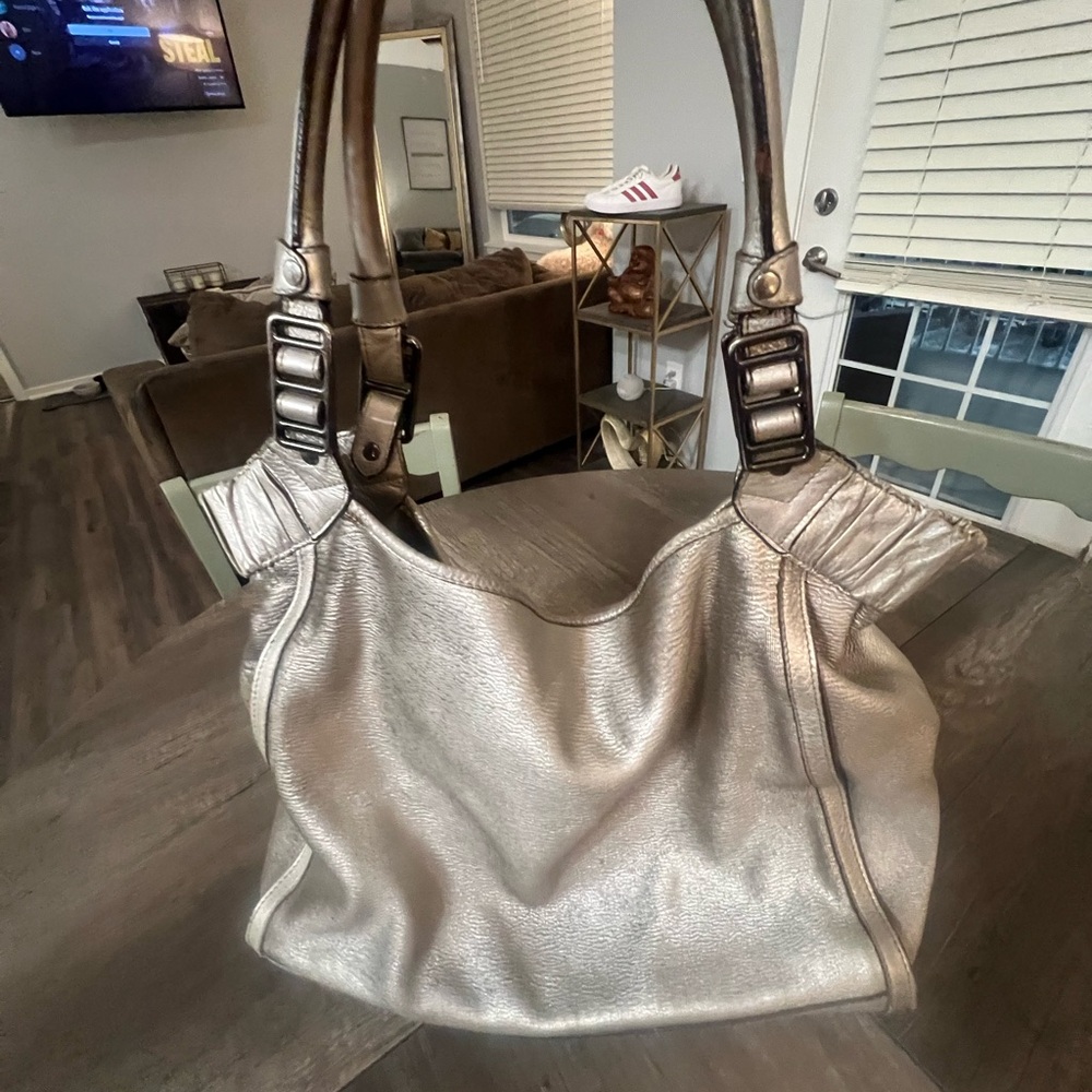 Authentic Burberry Limited Edition 2009 Bag GUC $2000 MSRP - Picture 6 of 14